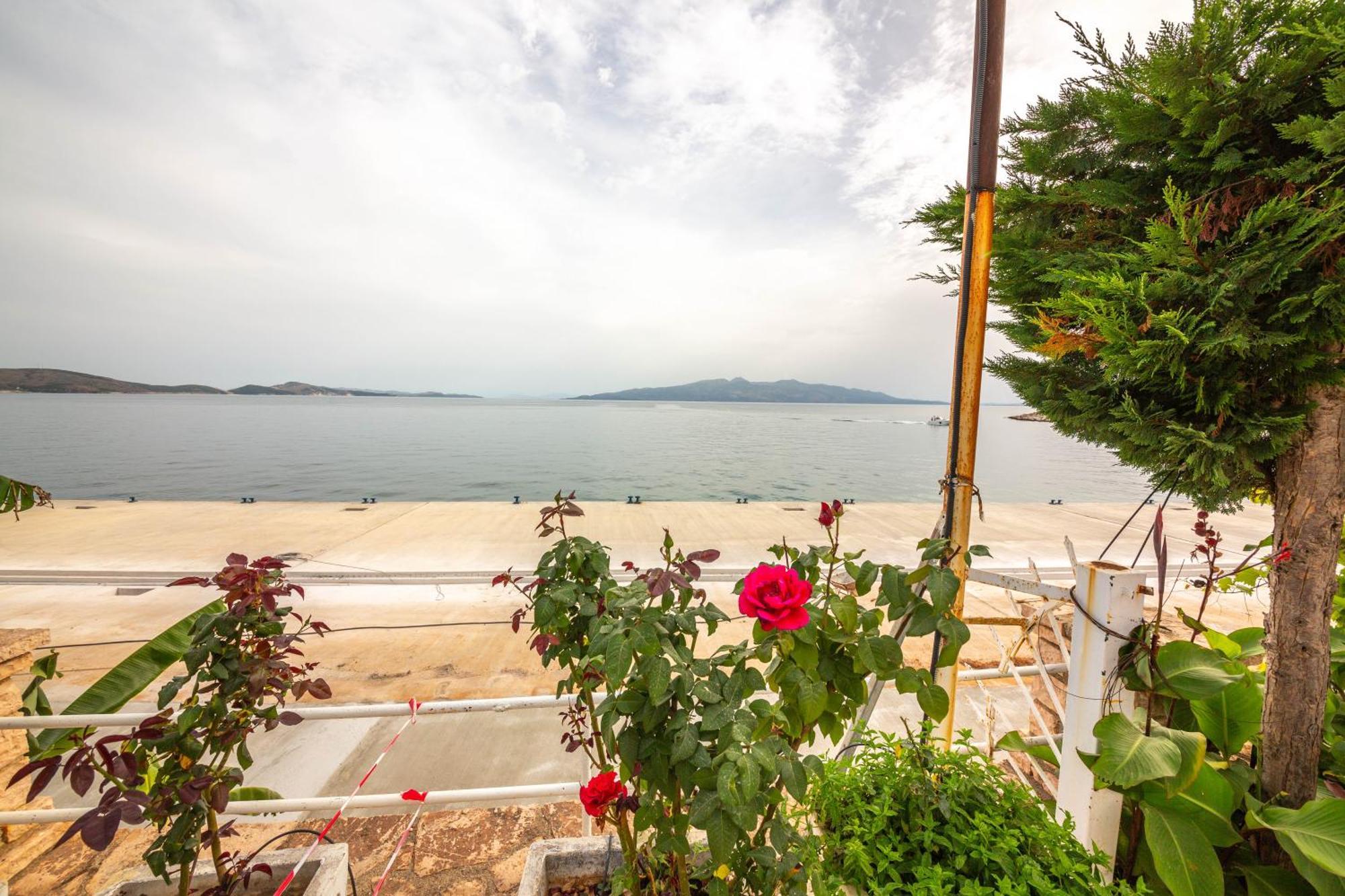 Apartments Cikuli Sarandë Buitenkant foto