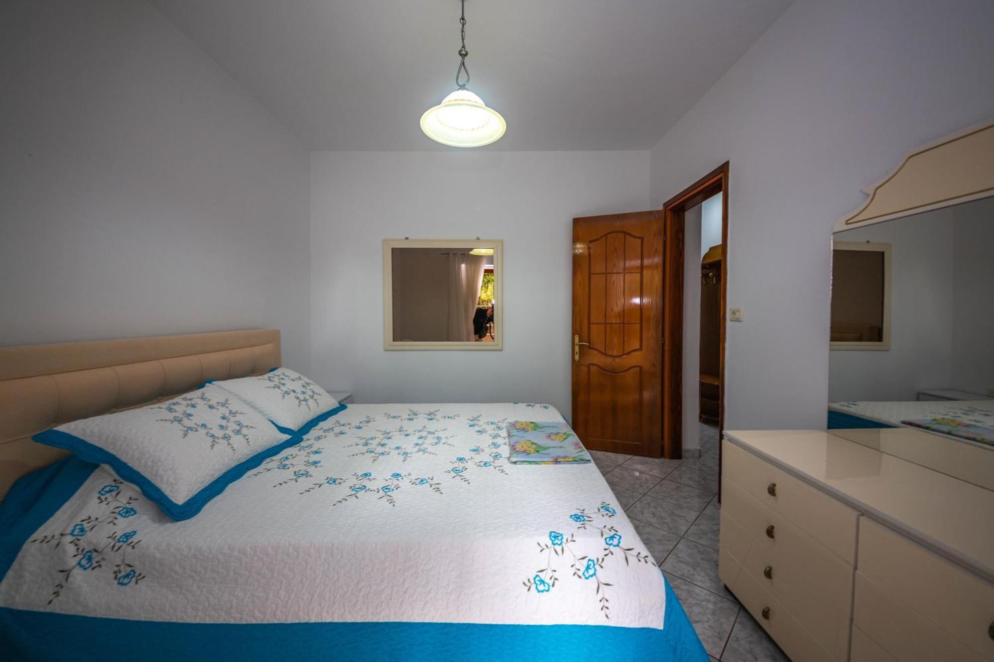 Apartments Cikuli Sarandë Buitenkant foto